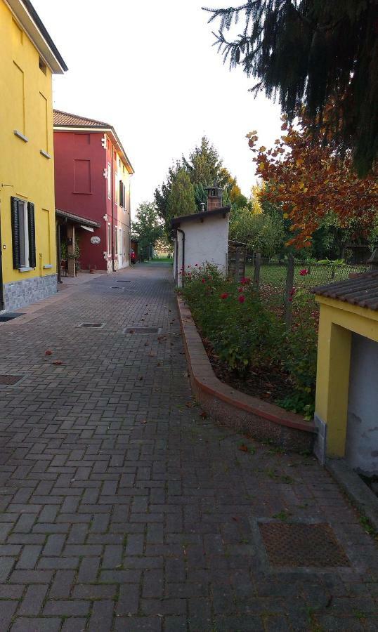 Bed and Breakfast Al 54 Сан-Джорджо-ди-Мантова Экстерьер фото